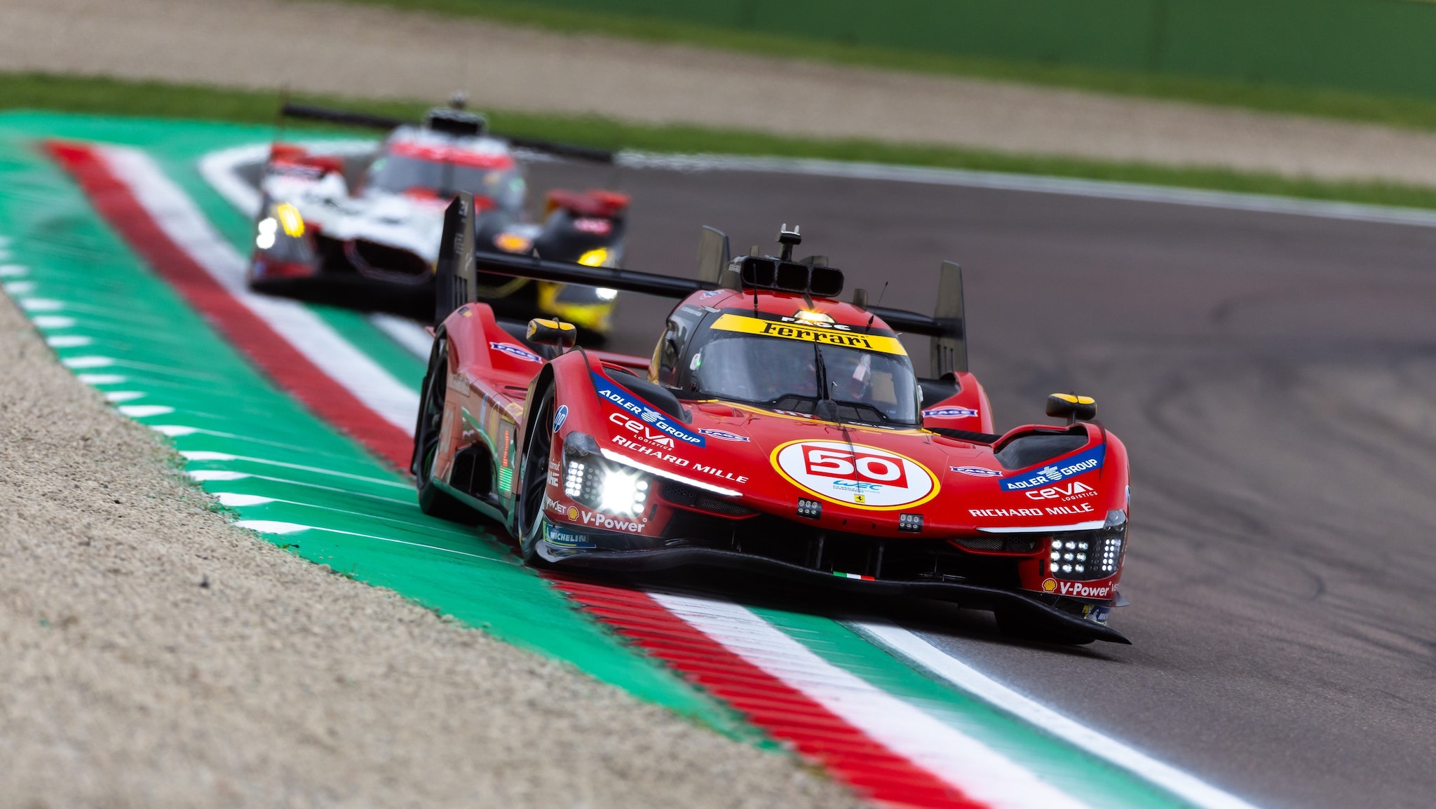 La FIA spiega la strana scelta di secretare il BoP nel WEC 2026: "È difficile spiegarlo alla gente"