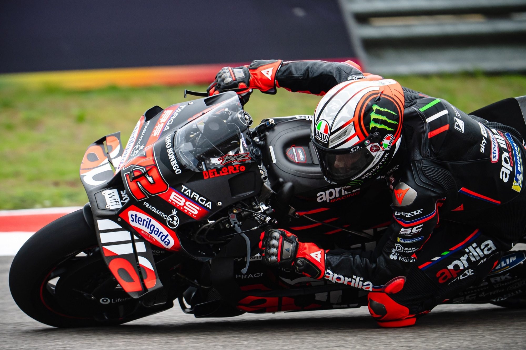 Marco Bezzecchi è il leader della MotoGP 2026.