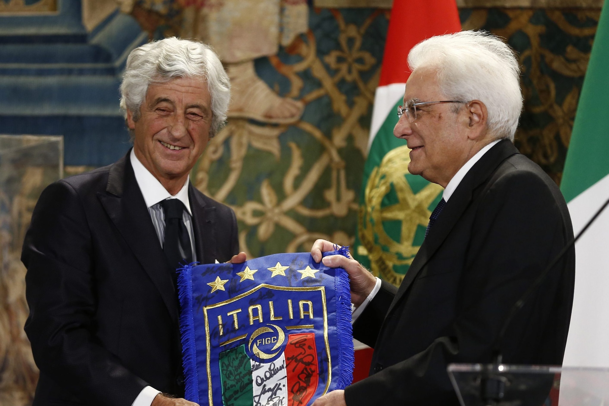 Gianni Rivera con Sergio Mattarella: il Golden Boy ha fatto la storia del calcio italiano