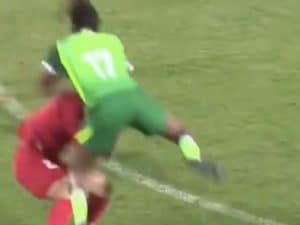 Iwobi espulso per una mossa da wrestling: la reazione inaspettata rovina l’amichevole Giordania-Nigeria