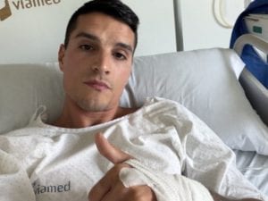 Il calvario di Lamela, a 34 anni gli impiantano una protesi all’anca: “Spero in una vita senza dolore”