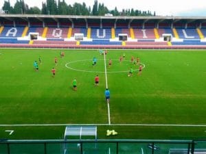 L’Aquila perde tre partite di fila e la dirigenza punisce i calciatori: l’allenamento si fa all’alba