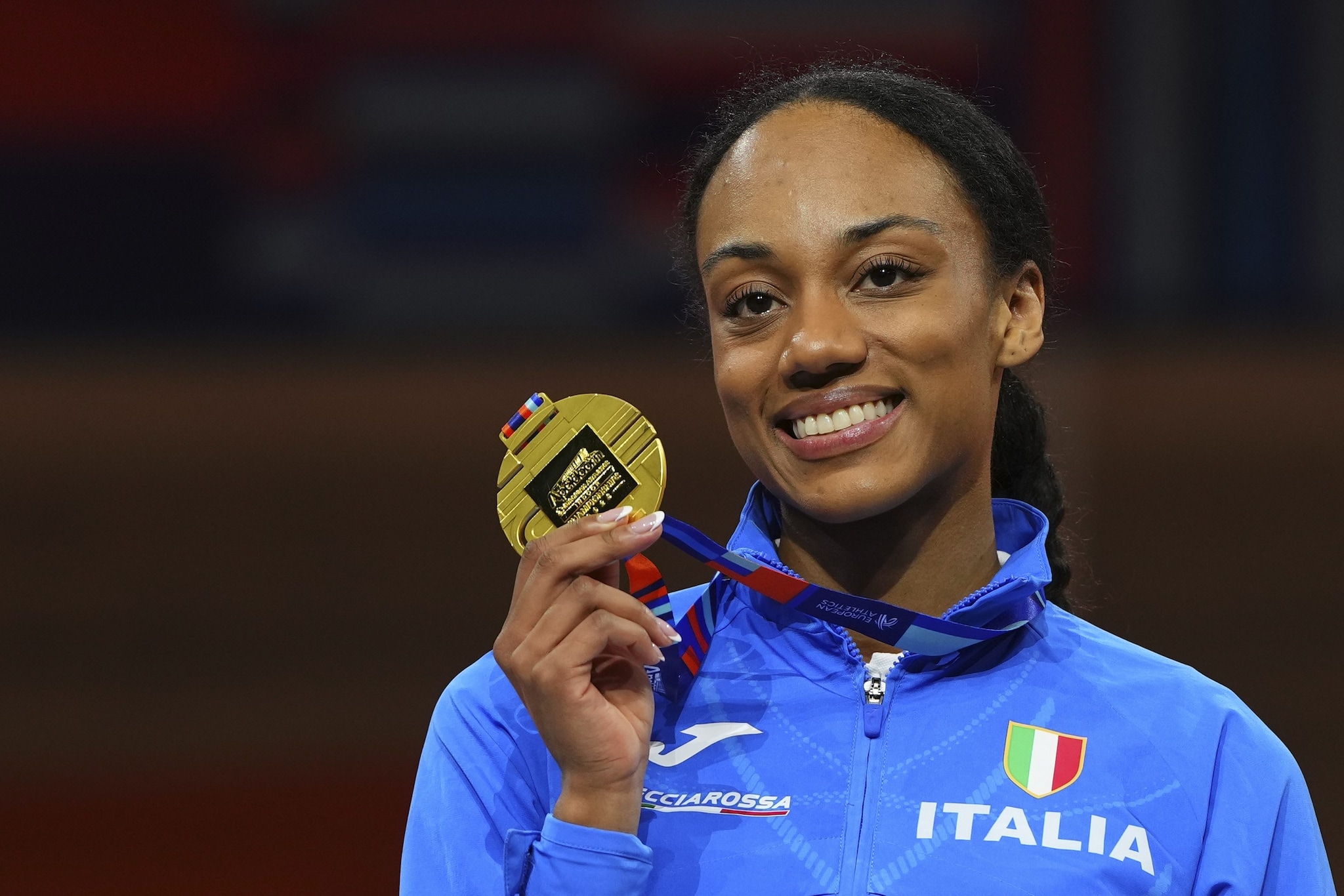 Larissa Iapichino, atleta italiana di alto livello, è la figlia di Gianni Iapichino e Fiona May.
