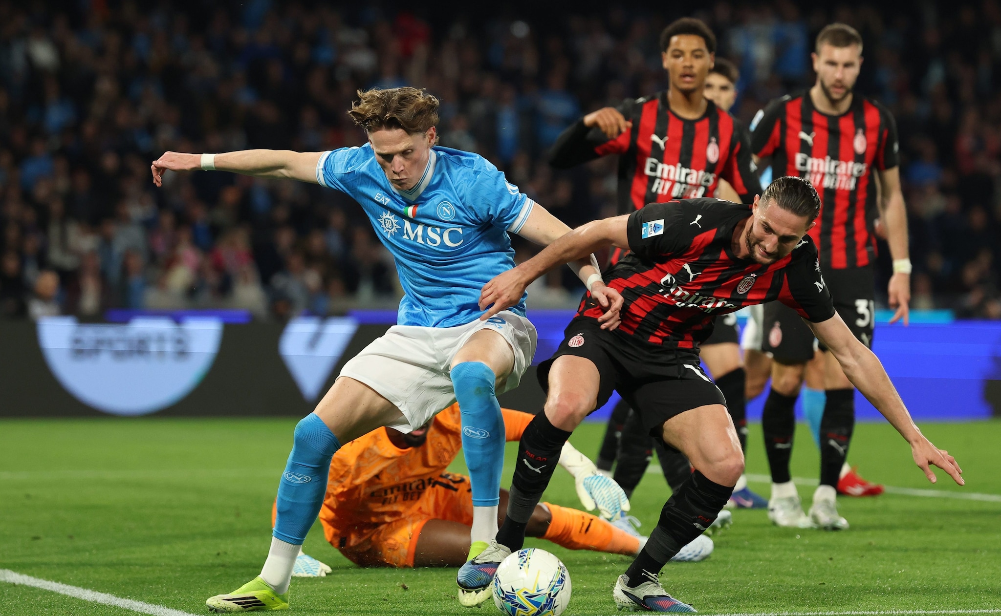 Serie A, pari punti tra Milan e Napoli a 5 giornate dalla fine: il criterio che decide la classifica