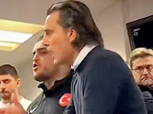 Il discorso di Vincenzo Montella in italo-turco nello spogliatoio della Turchia è travolgente