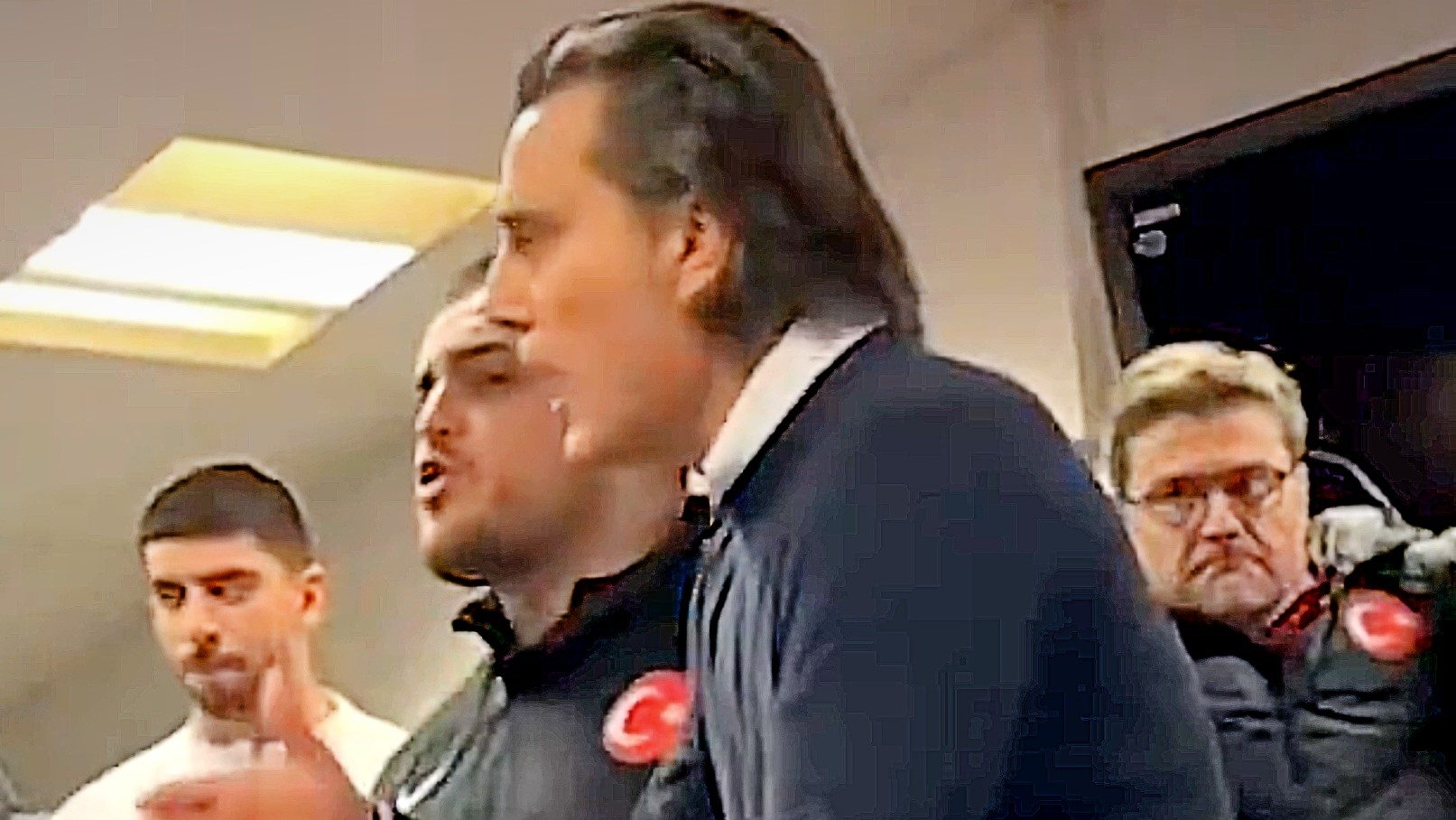 Il discorso di Vincenzo Montella in italo-turco nello spogliatoio della Turchia è travolgente