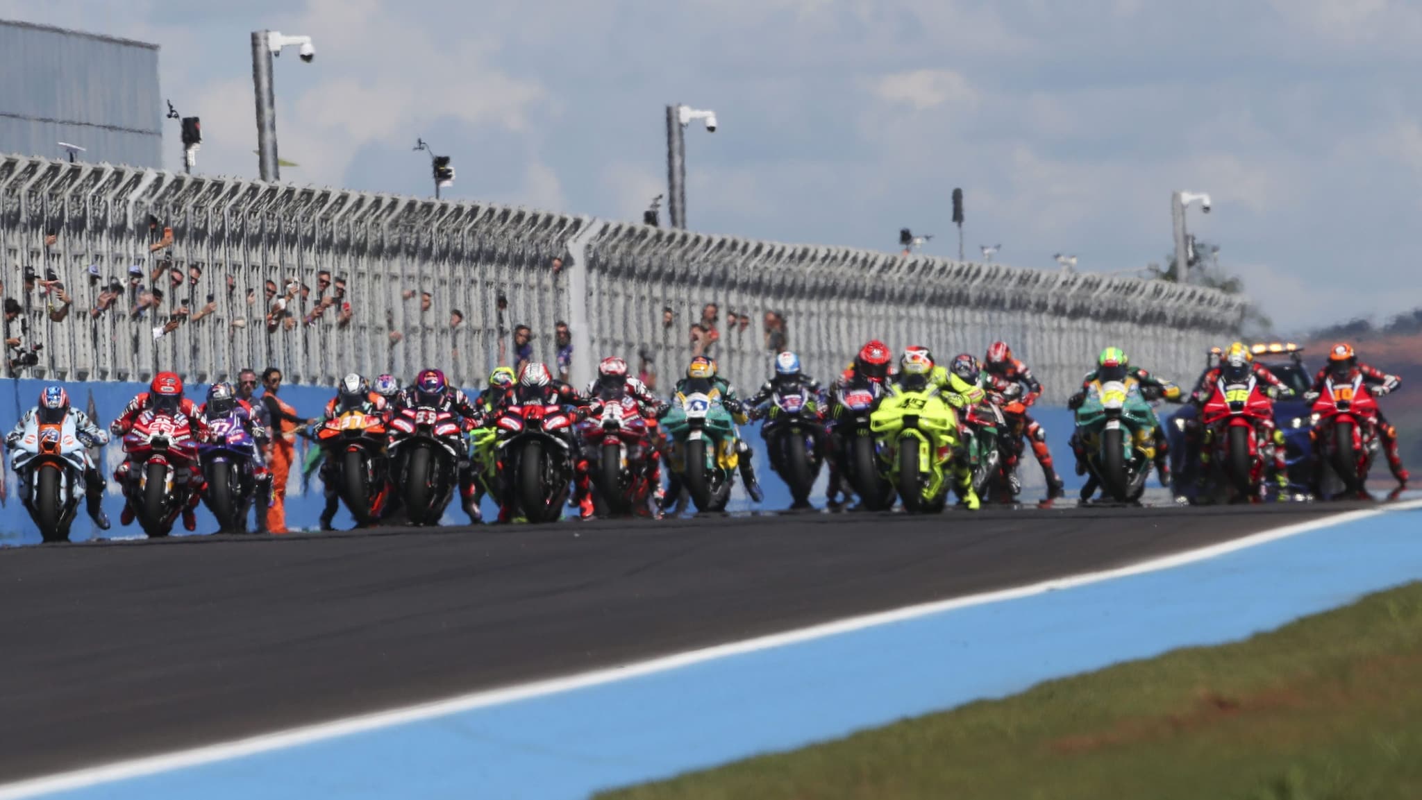 MotoGP Spagna, a che ora iniziano qualifiche, sprint e gara al GP Jerez: dove vederle in TV su Sky, Now e TV8