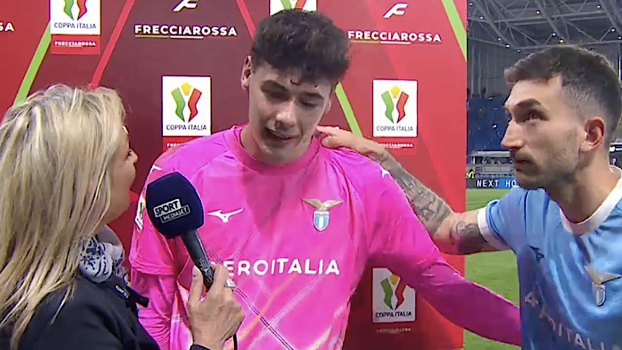 Edoardo Motta si blocca in diretta dopo i 4 rigori parati: “Scusate". È portiere della Lazio per caso