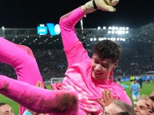 Edoardo Motta eroico: para 4 rigori all’Atalanta e porta la Lazio in finale di Coppa Italia