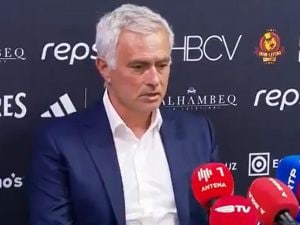 Mourinho disgustato da alcuni giocatori del Benfica: “Non li voglio più vedere in campo”