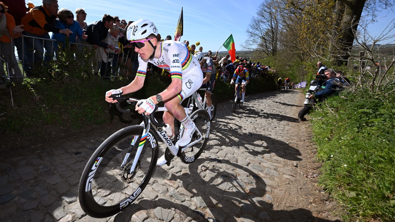 "Credevo fosse una moto": Sénéchal racconta l'impressionante attacco di Pogacar al Giro delle Fiandre