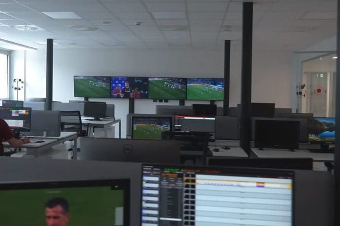 Un open space del VAR Center di Lissone