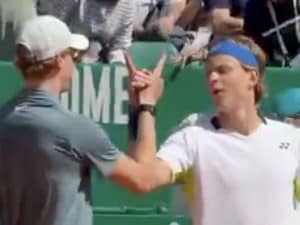 Sinner sorpreso da Bergs a Monte Carlo: ha voluto festeggiare come Lukaku e De Bruyne