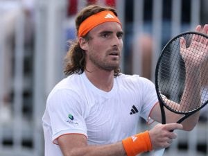 Tsitsipas: “Nel tennis è difficile avere amici. Ci sono giocatori che passano e non mi salutano”