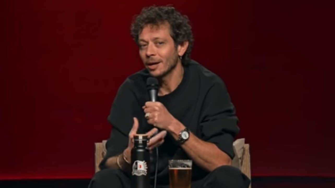 Valentino Rossi racconta le bravate a Tavullia: "Fuga dal posto di blocco, poi mi sequestrano anche l’Ape"