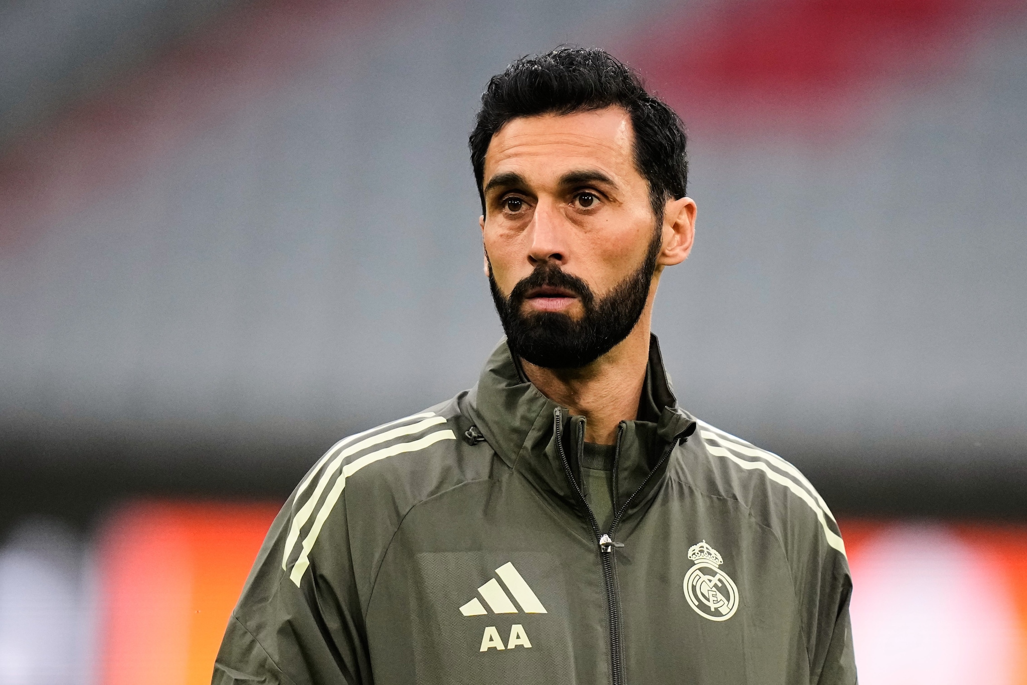 Arbeloa si è ritrovato uno spogliatoio spaccato