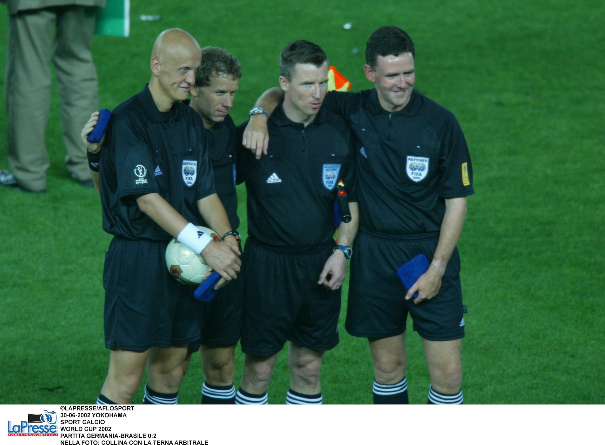 La quaterna arbitrale della finale dei mondiali 2002 Germania–Brasile, guidata da Pierluigi Collina