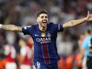 Beraldo è l’eroe a sorpresa del PSG: segna il rigore decisivo, ma in Champions ha giocato 38 minuti
