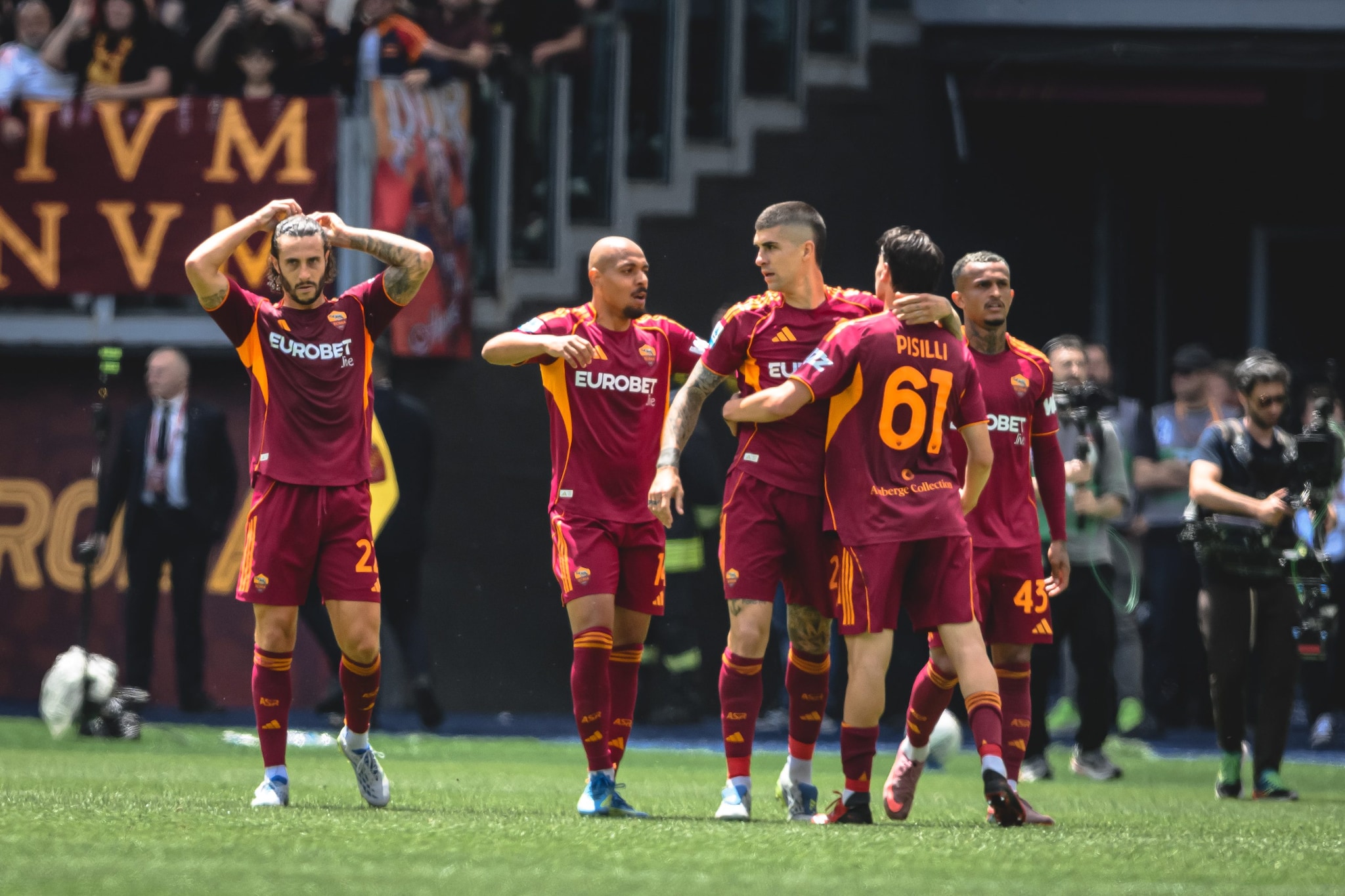 Felicità Roma: la vittoria nel derby l’ha spinta al 3° posto. Ora basterà vincere contro il Verona