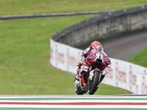 MotoGP Mugello, oggi qualifiche e pole in diretta: orari TV8 e Sky e dove vederle in TV e streaming, Bezzecchi e Bagnaia per la pole
