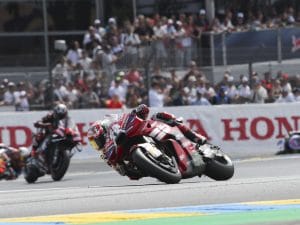 LIVE Moto GP Francia, Bagnaia in pole per la gara del GP Le Mans: orari tv su TV8 e Sky e dove vederla in diretta e streaming