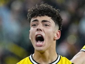 Samuele Inacio scrive un’altra pagina di storia del calcio italiano: primo gol con il Borussia Dortmund
