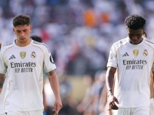 Valverde in ospedale dopo la lite violenta con Tchouameni: il Real Madrid è imploso