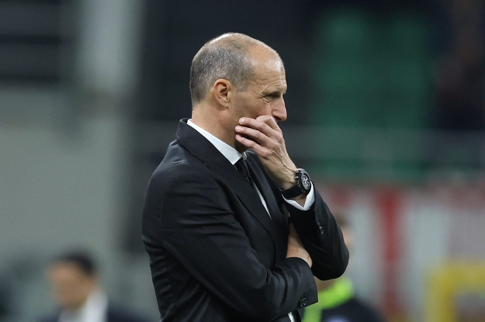 Allegri perplesso durante Milan–Atalanta