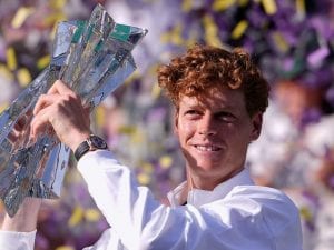 Il boicottaggio al Roland Garros è figlio della modernità, in quello di Wimbledon 81 tennisti non giocarono