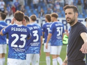 Perché il Como rischia una stangata in Europa: regole UEFA severe anche per i troppi stranieri