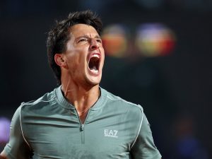Darderi in semifinale a Roma dopo la lotta con Jodar fino alle 2 di notte: “Non pensavo mai di vincere”