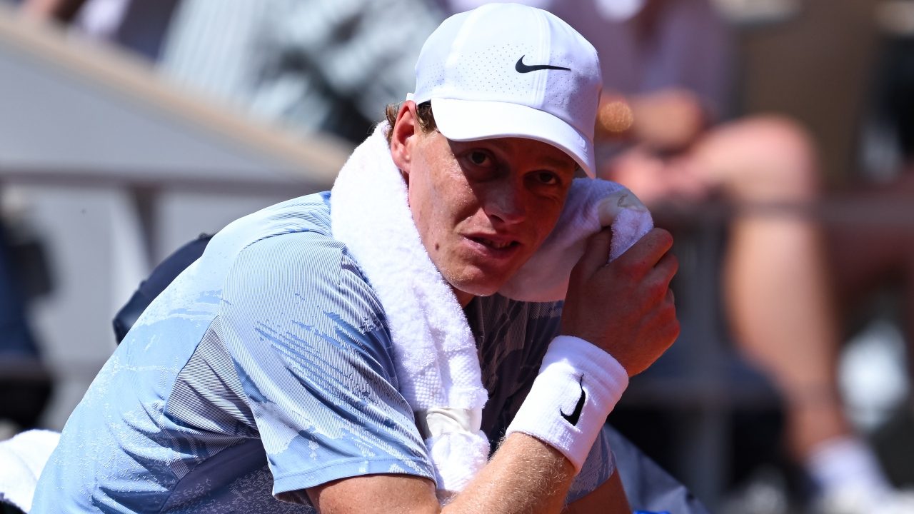 Boris Becker categorico: "Sinner ha un problema mentale. Quando si pensa troppo, non si dorme più"