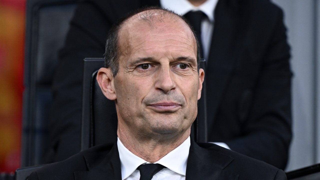 La reazione al licenziamento di Allegri tra i calciatori del Milan: un silenzio assordante