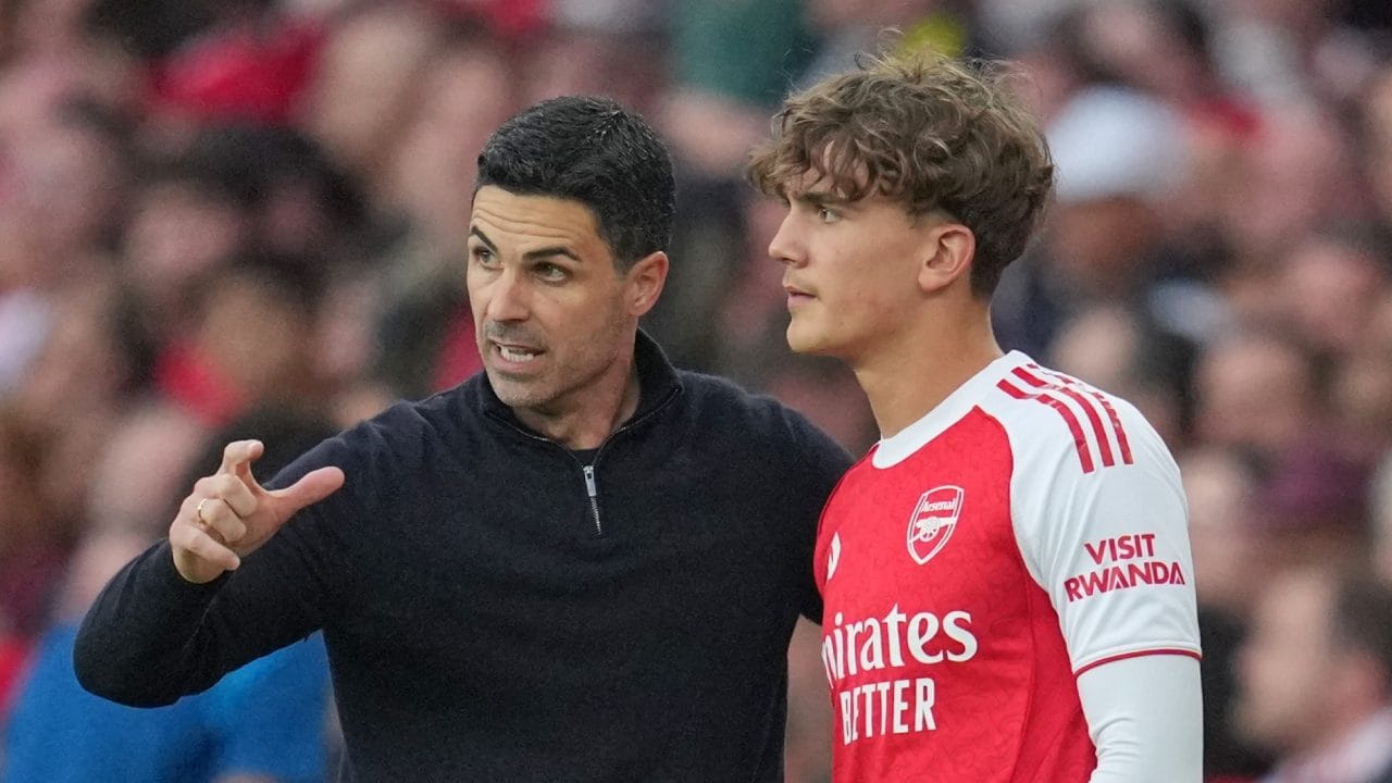Max Dowman a 16 anni ha vinto la Premier League, ora è tornato a scuole per sostenere gli esami