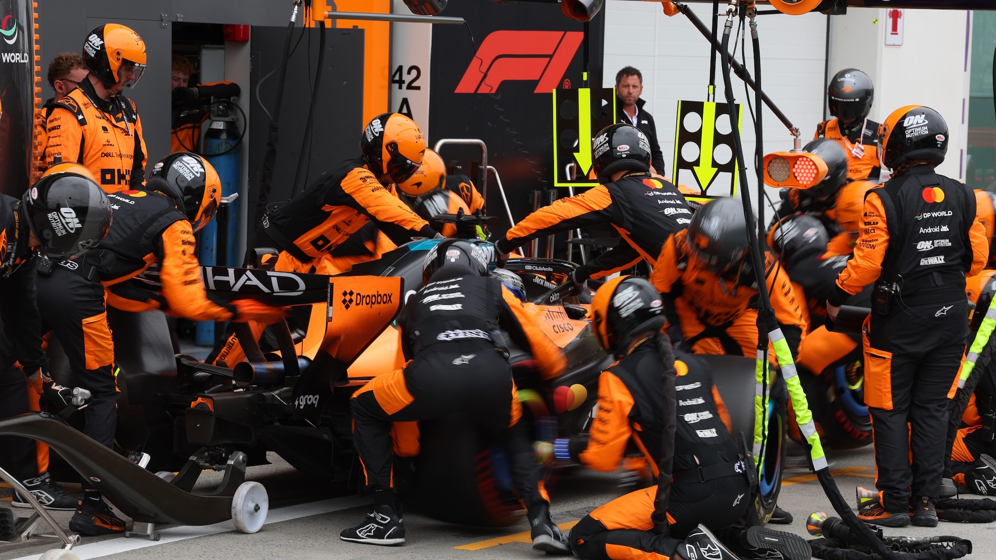 McLaren svela i piani per la prossima era F1: "Se si cambia, siamo pronti a farci i motori da soli"