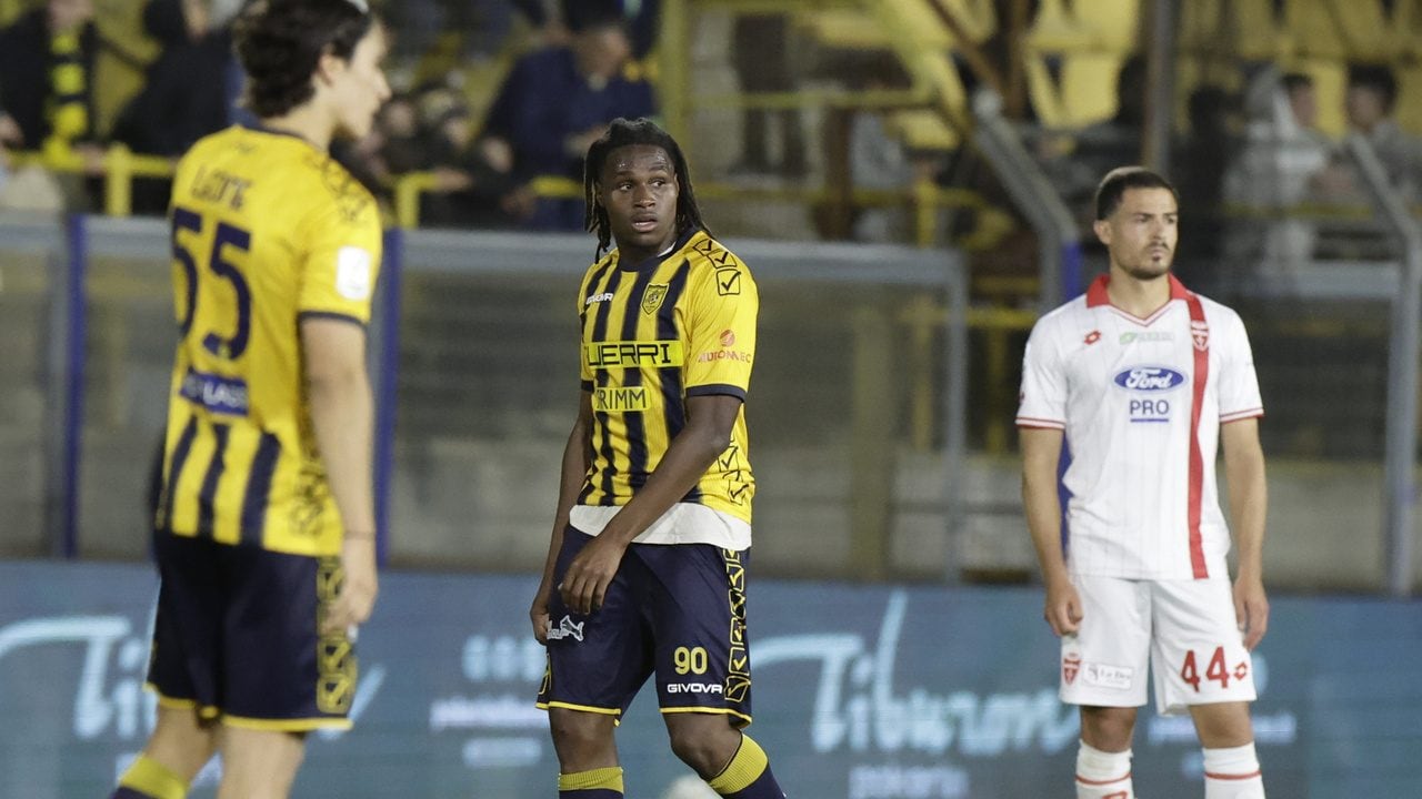 Monza-Juve Stabia oggi, dove vederla in TV e diretta streaming: orario e formazioni dei playoff Serie B