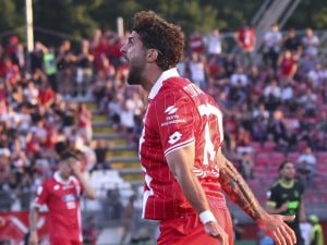 Il Monza torna in Serie A col brivido: il Catanzaro vince 2-0 ma non basta, i playoff promuovono i brianzoli