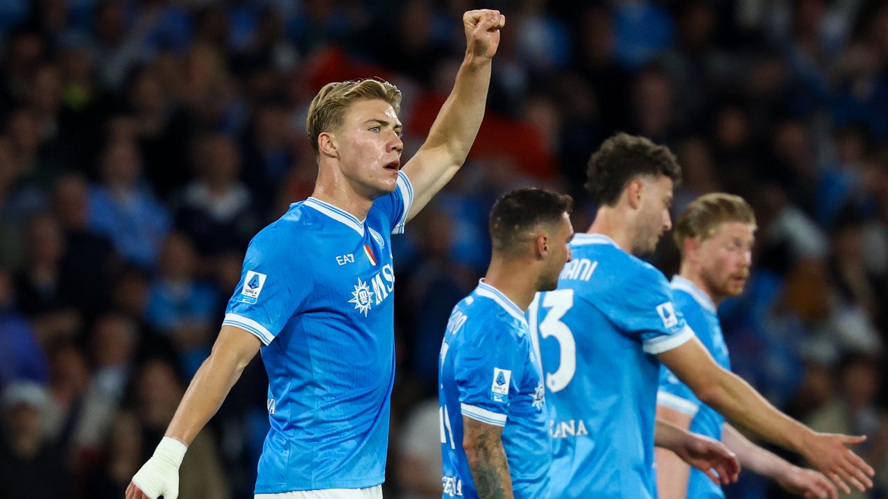 Napoli, Juve, Milan, Roma e il possibile arrivo a pari punti in Serie A: chi va in Champions