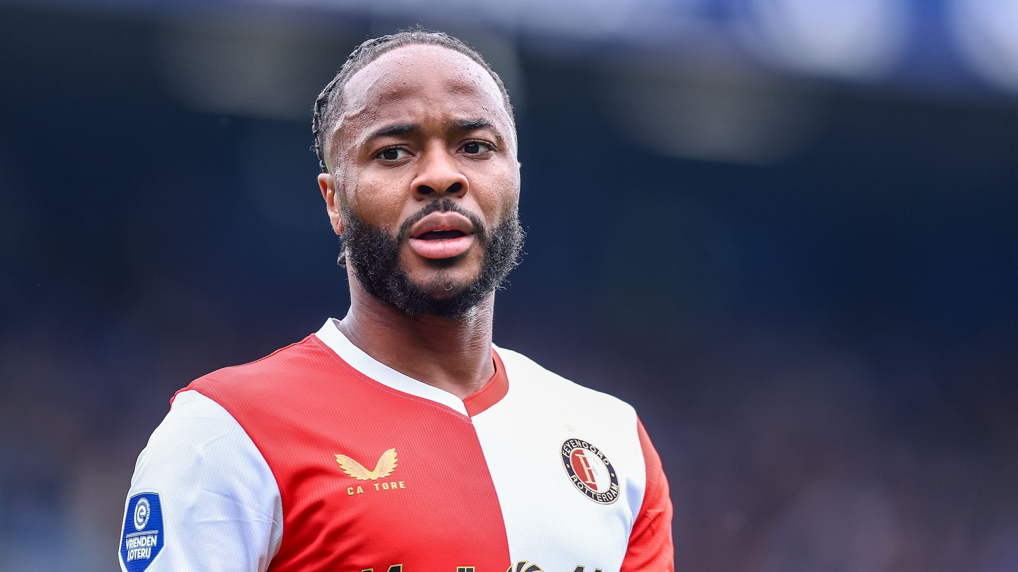 Raheem Sterling arrestato dopo uno schianto in Lamborghini: è accusato di guida sotto effetto di droghe