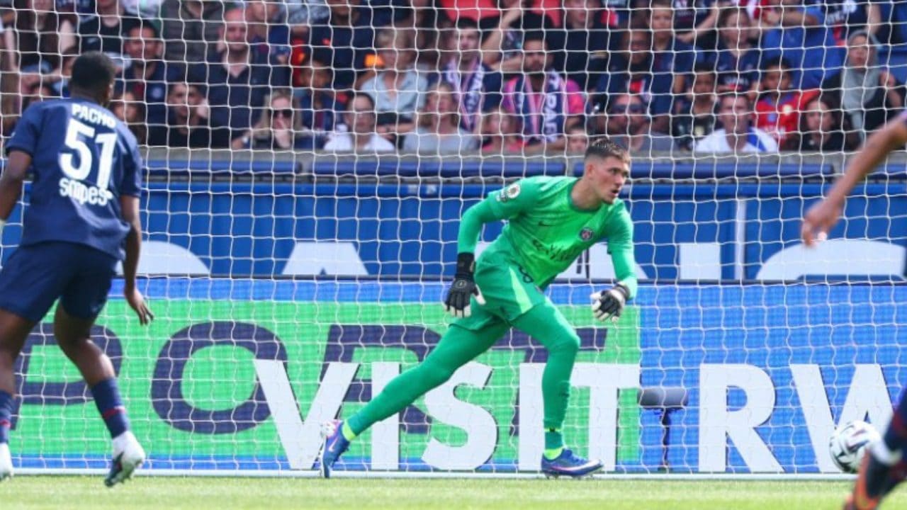 Renato Marin in campo con il PSG: dopo Donnarumma un altro portiere italiano per Luis Enrique