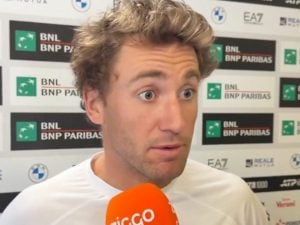 Casper Ruud difende Sinner: “Chi lo definisce un robot non capisce niente di tennis”