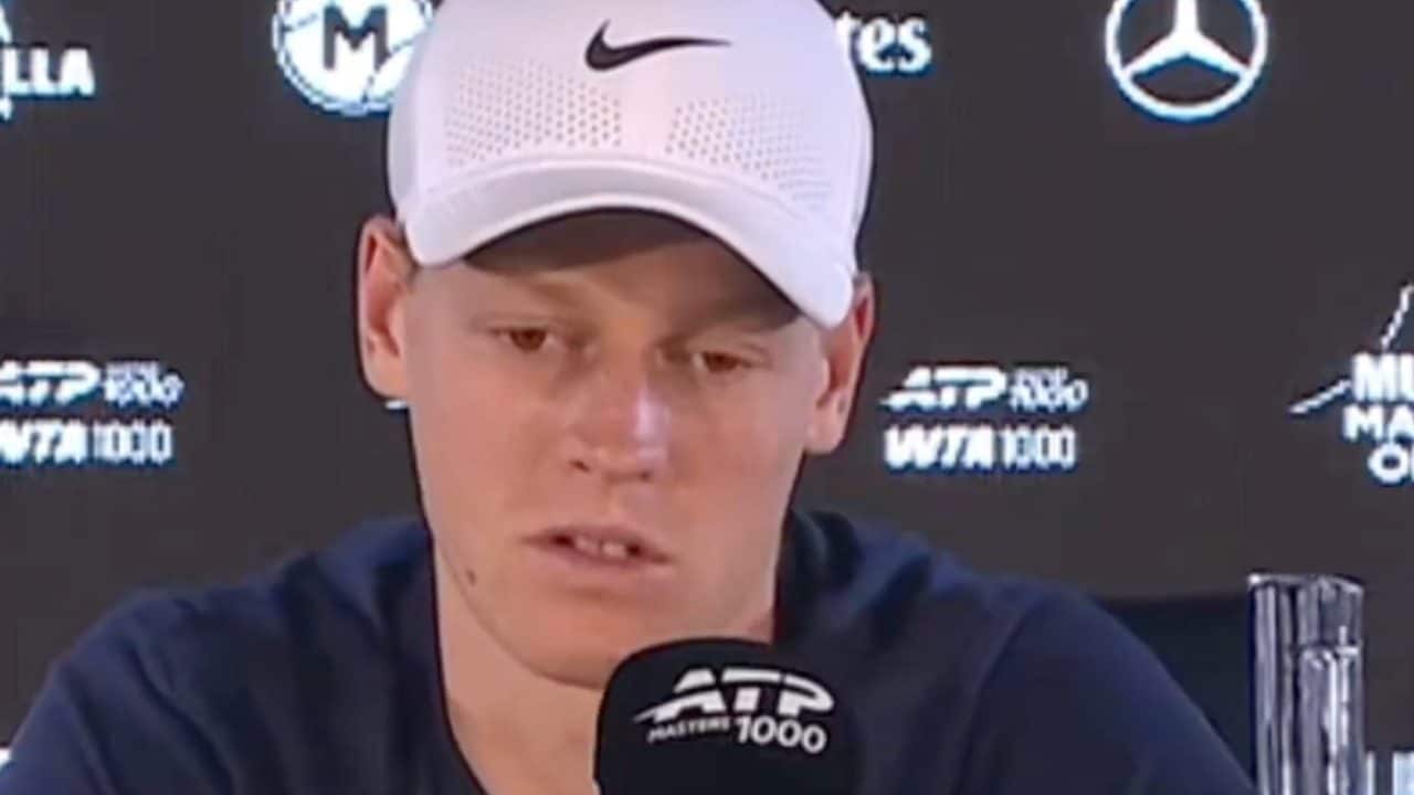 Jannik Sinner e le scelte di famiglia: “Capisco mamma. Quando qualcuno non c’è più, poi te ne penti”
