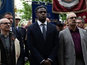 Fischi e insulti contro il Torino durante la commemorazione di Superga: lo sfogo contro il presidente Cairo
