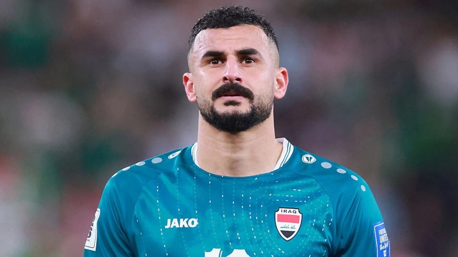 Aymen Hussein, attaccante dell’Iraq fermato e interrogato per oltre 7 ore dopo il suo arrivo negli USA per i Mondiali.