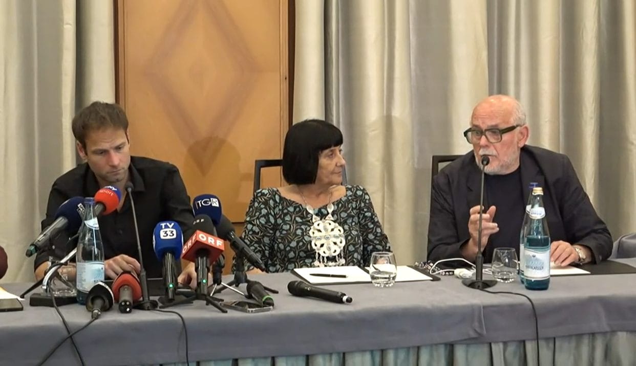 Alex Schwazer in conferenza stampa dopo l’ultima positività