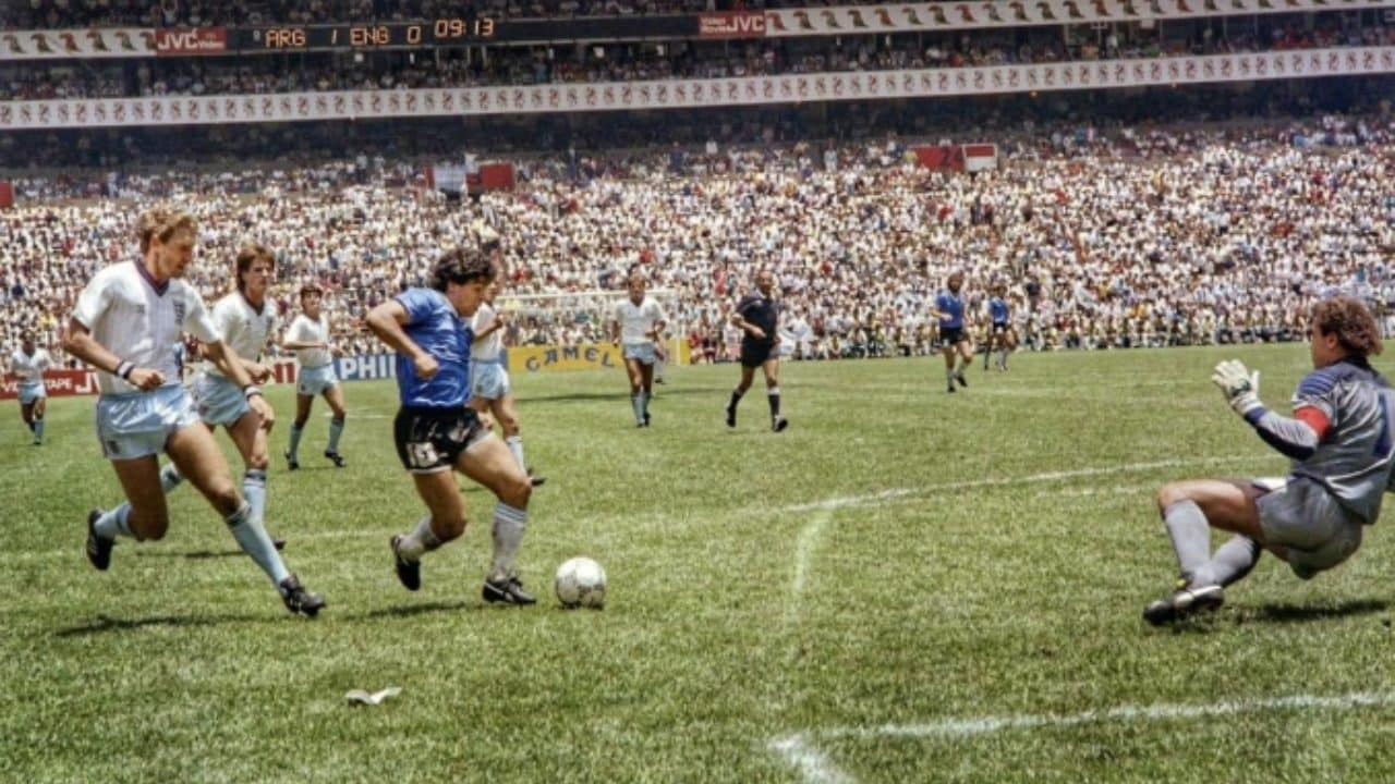 Quarant'anni fa il Gol del Secolo di Maradona: oggi ai Mondiali Messi e Mbappé proveranno a emularlo