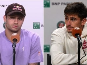 “Se Arnaldi ha un virus perché lo hanno messo in una stanza con Cobolli?”: sconcerto al Roland Garros