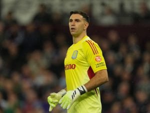 Calciomercato, news di oggi in diretta: Juve su Dibu Martine