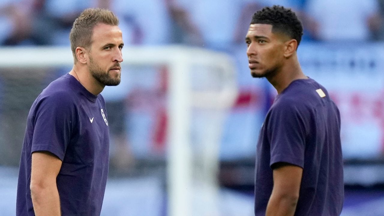 Inghilterra vittima di "un furto colossale": rubati scarpini di Kane e Bellingham e le lavagne di Tuchel