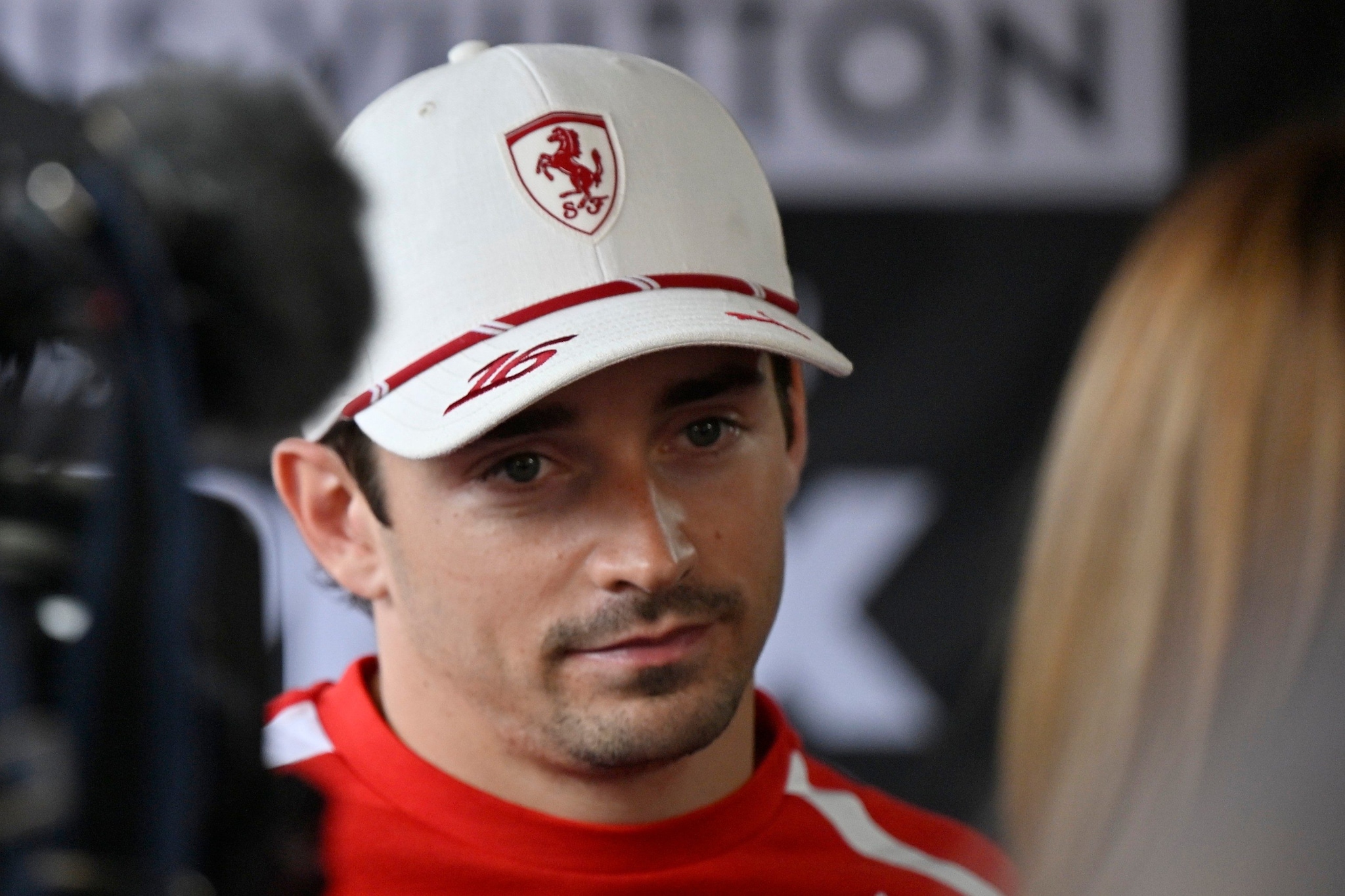 Ad oggi la Ferrari è seconda nel campionato costruttori con 165 punti, Leclerc è 4° nel Mondiale Piloti con 75 punti